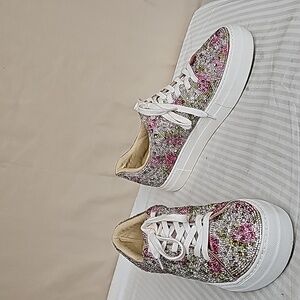 BETSEY JOHNSON SIDNY RHINESTONE PLATFORM WOMENS SNEAKERS BFPM-07-281